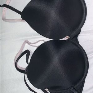 2 Victoria’s Secret Bras